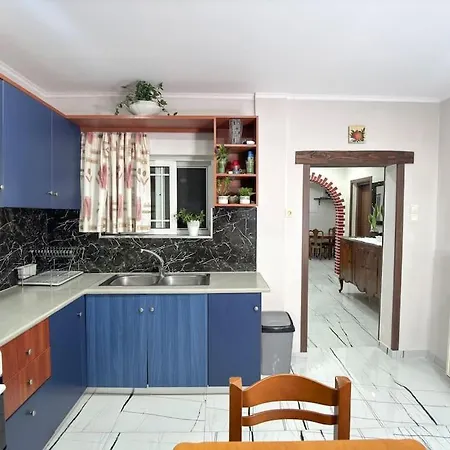 Mansion Suite Elos - Onthewayto Elafonisi, Top Wifi, Quiet بيت للعطل